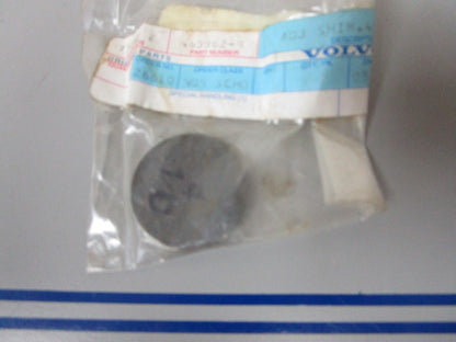 *NEW OEM* 0810 Volvo Penta Adjusting Shim 463562