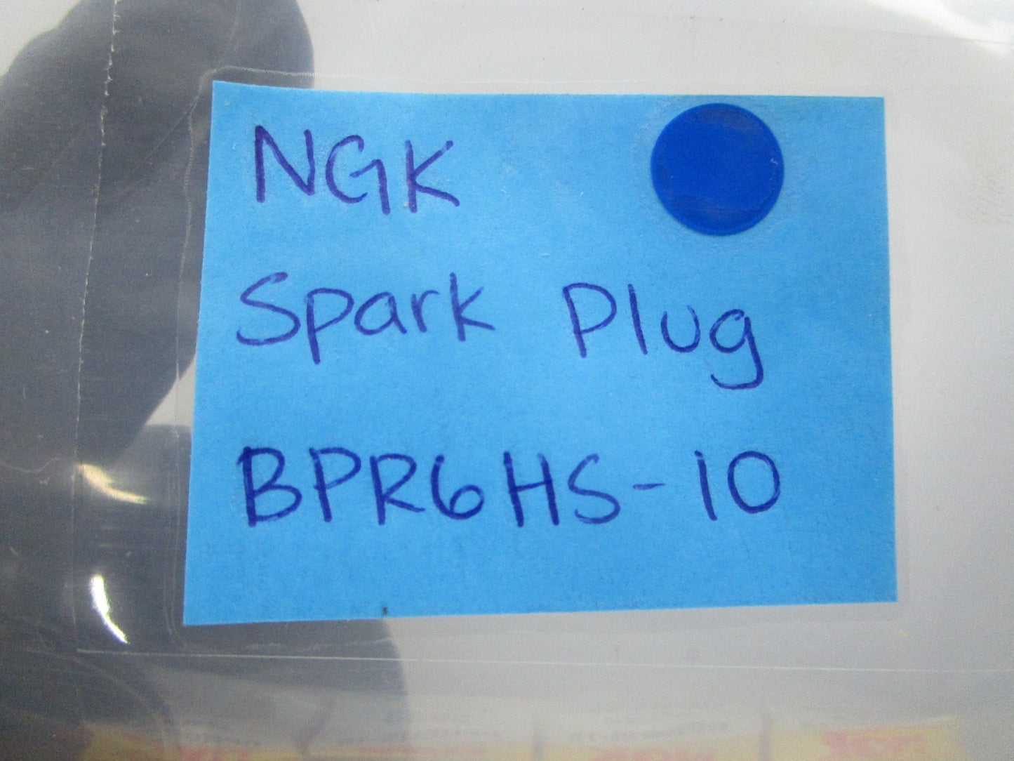 NEW (LOT OF 4) BPRkHS-10 NGK Spark Plug 0810