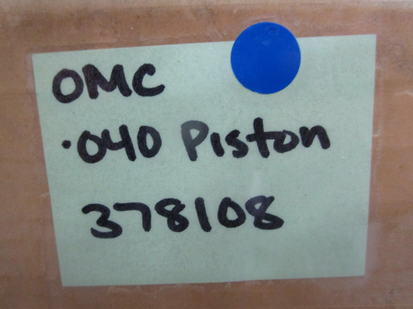 *NEW OEM* 0820 OMC Johnson Evinrude .040 Piston 378108 0378108 307076