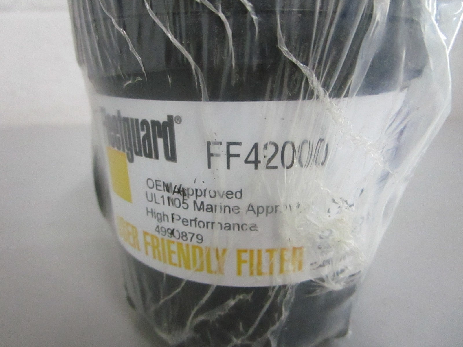 NEW FF42000 Fleetguard Fuel Filter 0820
