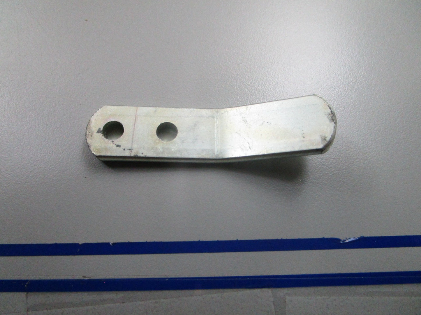 *NEW OEM* 0810 OMC Johnson Evinrude Hood Guide 263541 0263541