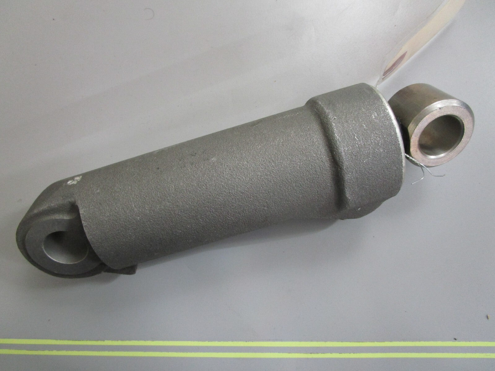 *NEW OEM* 0820 Mercury Force Hydraulic Cylinder FK695381