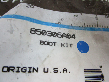 *NEW OEM* 0810 Mercury Quicksilver Boot Kit 850306A04