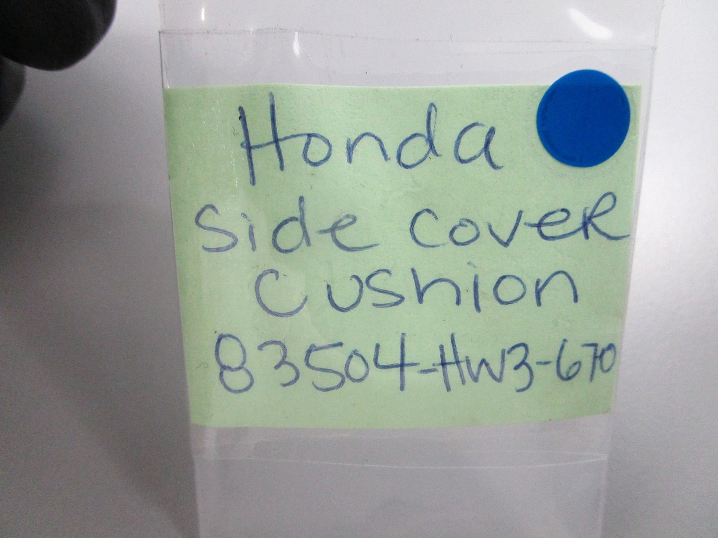 NEW OEM 83504-HW3-670 Honda Side Cover Cushion 0810