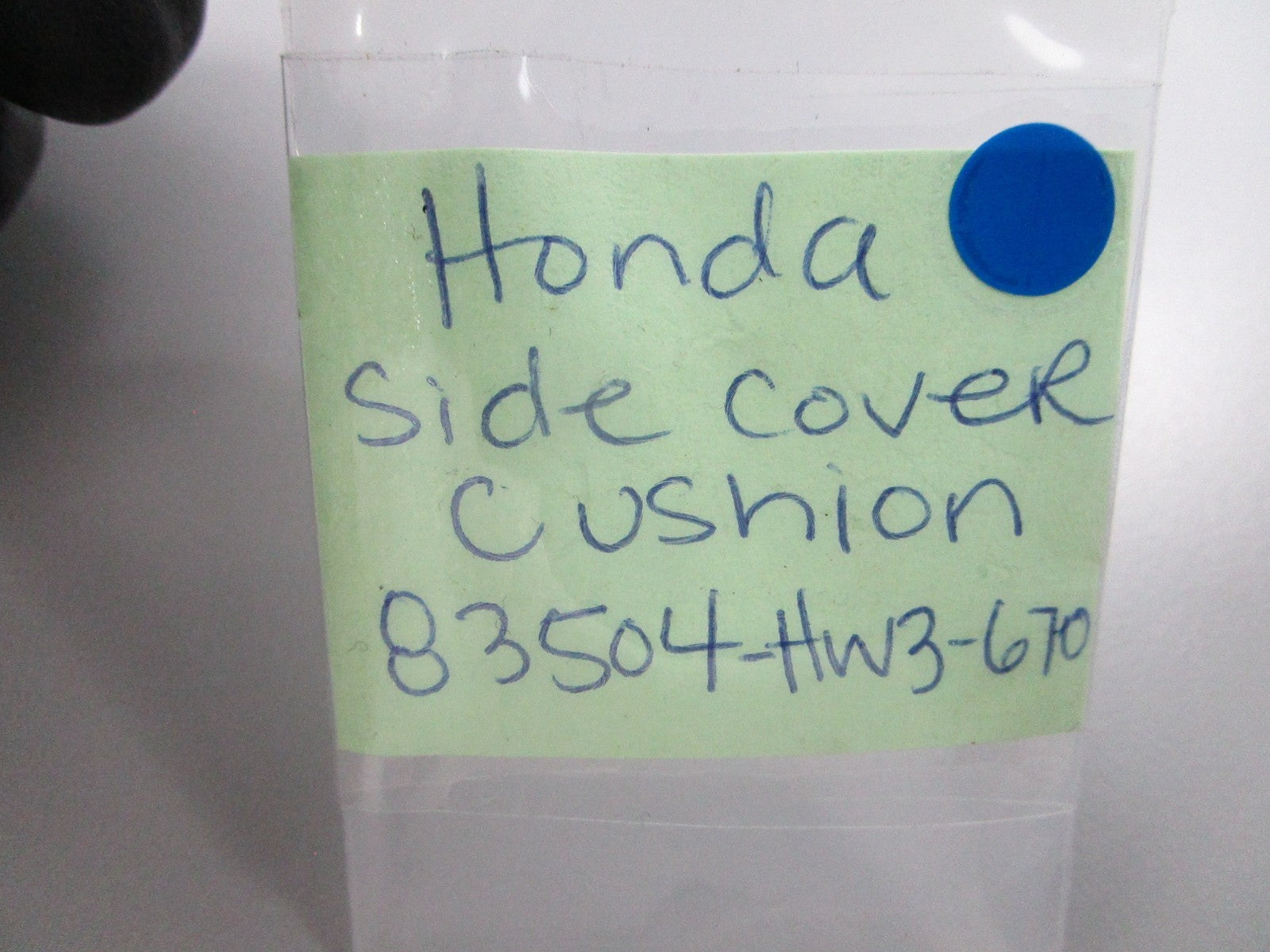 NEW OEM 83504-HW3-670 Honda Side Cover Cushion 0810