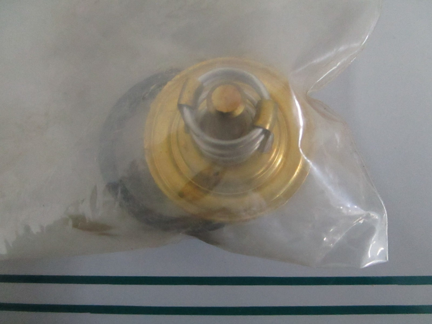NEW 19-3665 Sierra Thermostat Kit Rep: 875796 Volvo 0820