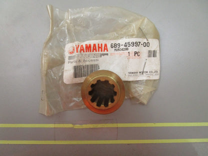 *NEW OEM* 0810 Yamaha Propeller Spacer 689-45997-00-00