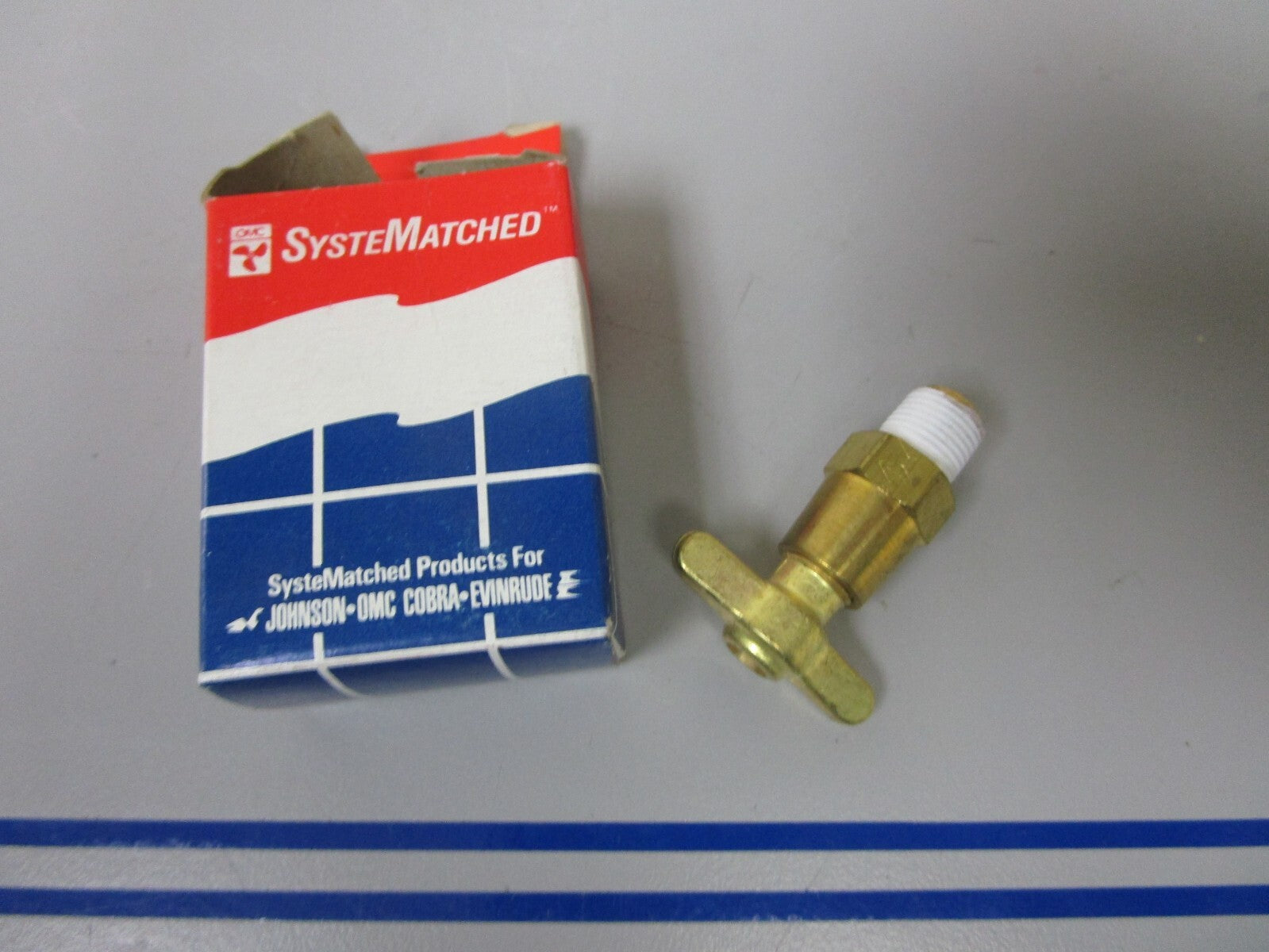 *NEW OEM* 0810 OMC Johnson Evinrude Drain Cock 379757 0379757