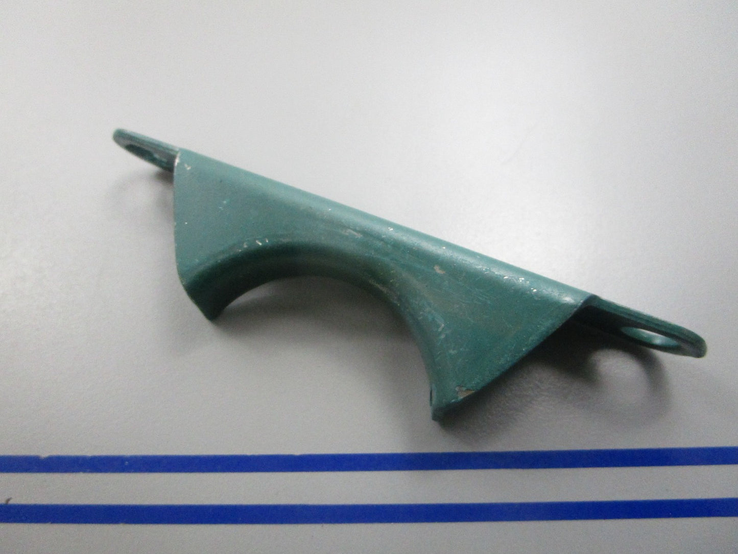 NEW OEM 864918 Volvo Penta Retainer 0810