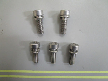 *NEW OEM* (LOT OF 5) 0810 OMC Johnson Evinrude Screw 305745 0305745