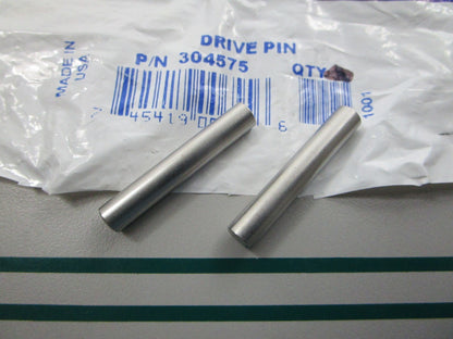 NEW OEM (LOT OF 2) 304575 0304575 OMC Johnson Evinrude Drive Pin 0810