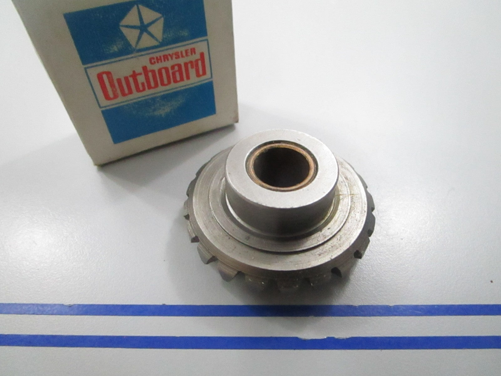 *NEW OEM* 0810 Mercury Force 21T Gear FA437662