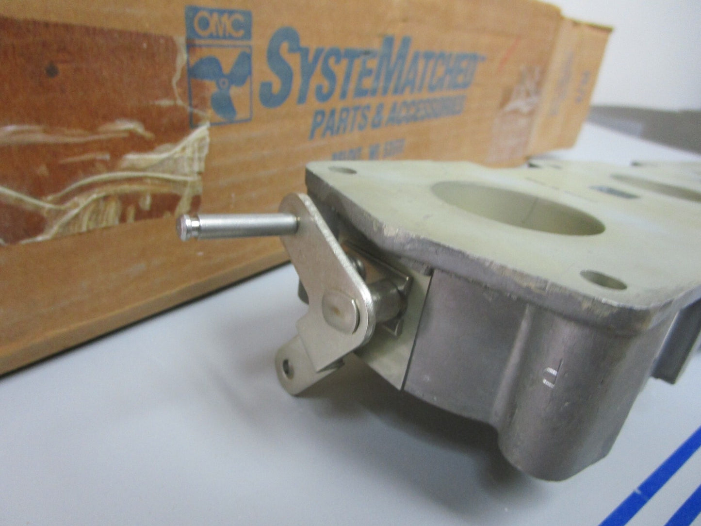 *NEW OEM* 0720 OMC Johnson Evinrude 91' - 94' 105 150 175 hp STBD Throttle Body