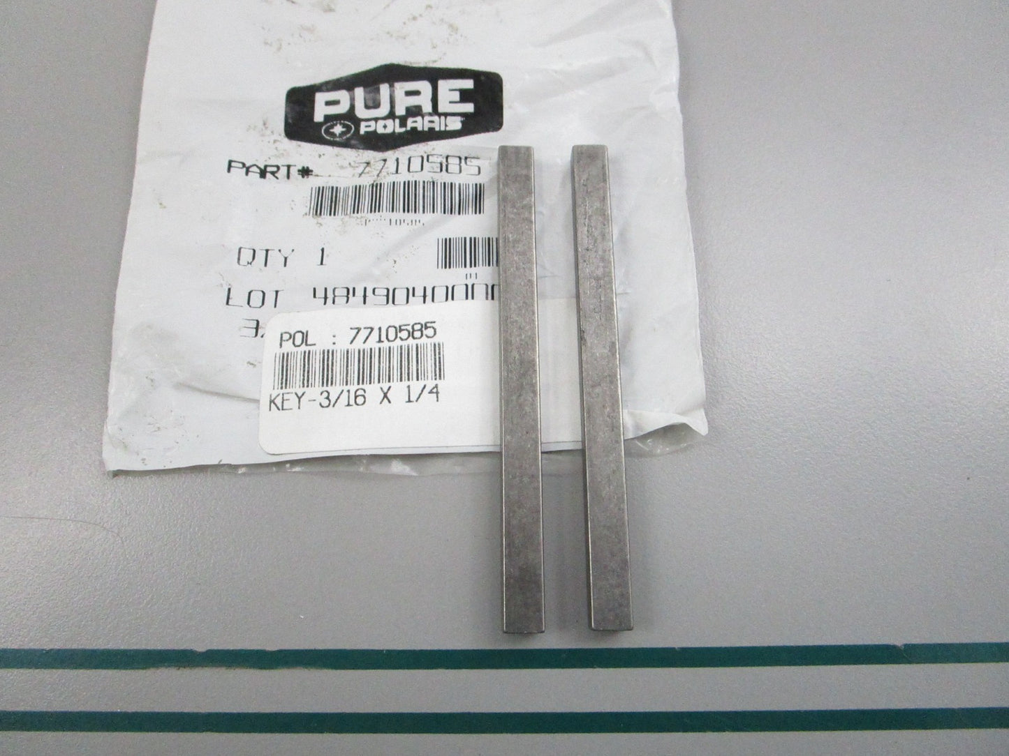 NEW OEM (LOT OF 2) 7710585 Polaris Key  0810