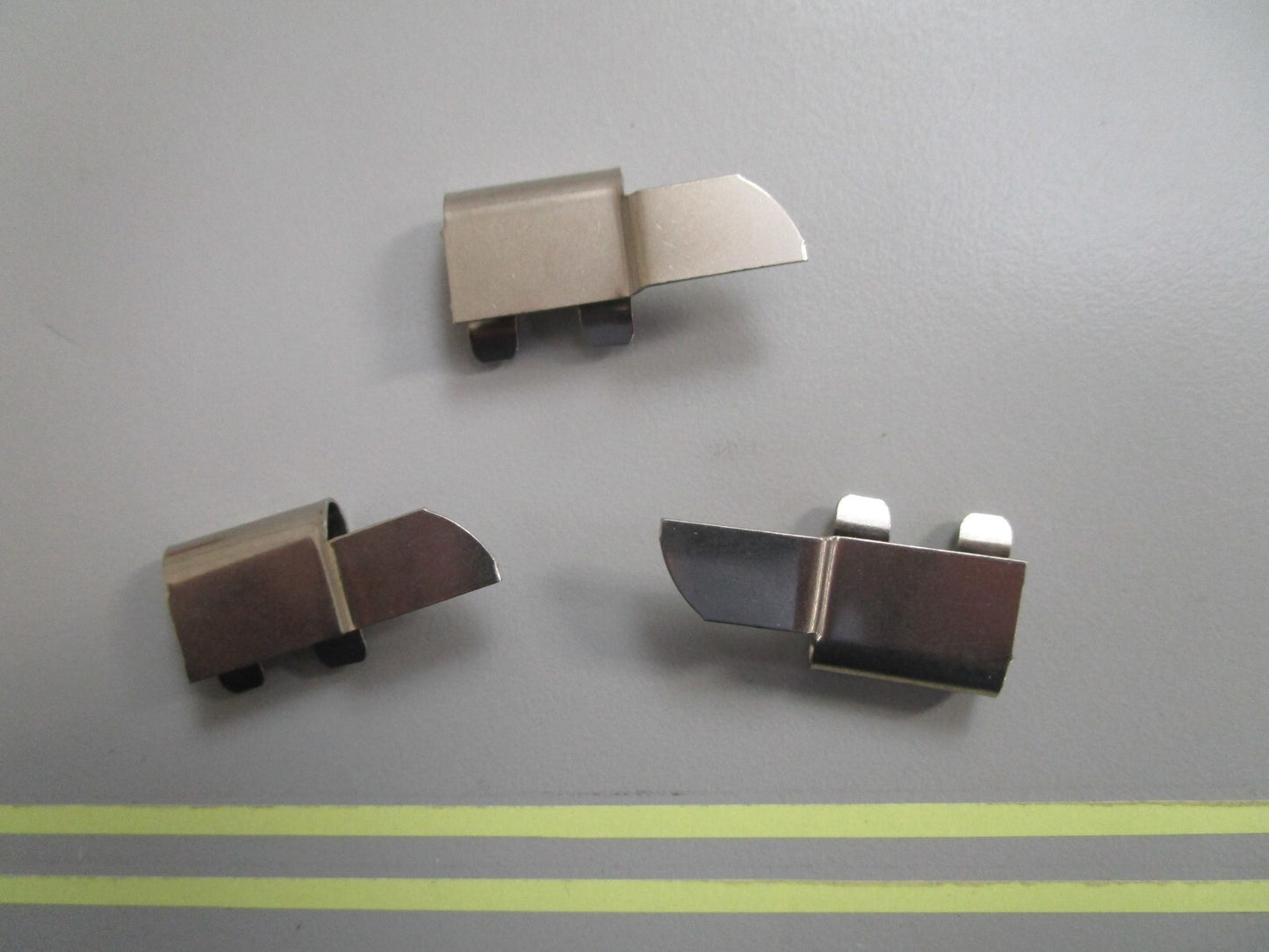 *NEW OEM* (LOT OF 3) 0810 OMC Johnson Evinrude Spring Clip 316362 0316362