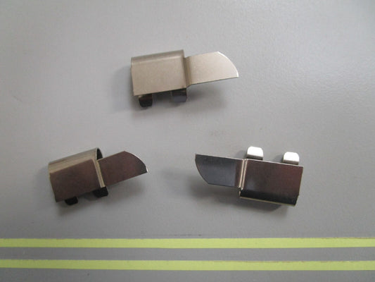 *NEW OEM* (LOT OF 3) 0810 OMC Johnson Evinrude Spring Clip 316362 0316362