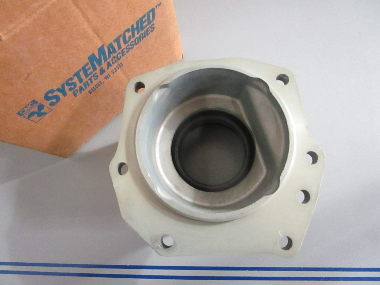 *NEW OEM* 0820 OMC Johnson Evinrude Swivel Bearing Retainer & Bushing Ay 982439