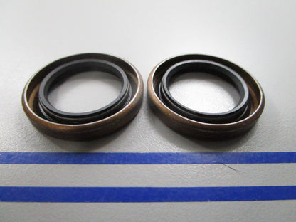 NEW OEM (LOT OF 2) 32600 Tecumseh Oil Seal 0810