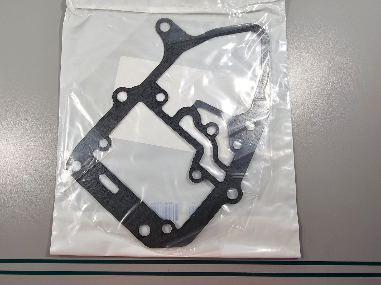 NEW OEM 330621 0330621 OMC Johnson Evinrude Gasket 0810
