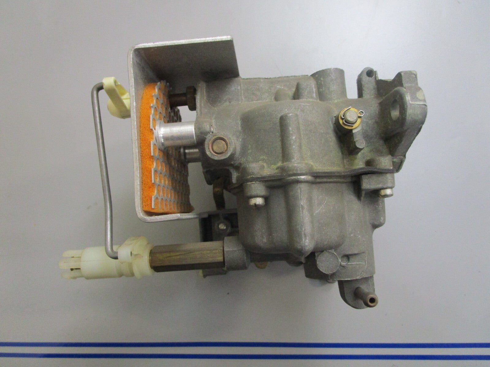 *NEW OEM* 0820 OMC Johnson Evinrude Carburetor 381718 0381718