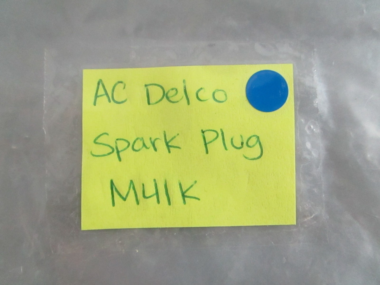 NEW OEM (LOT OF 8) AC Delco M41K Spark Plug 0820