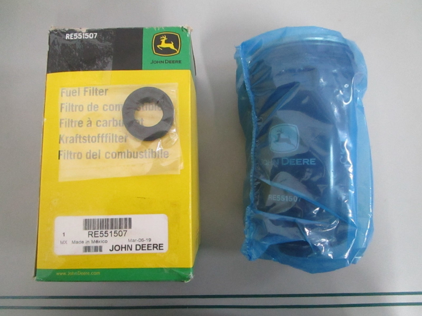 NEW OEM RE551507 John Deere Fuel Filter 0820