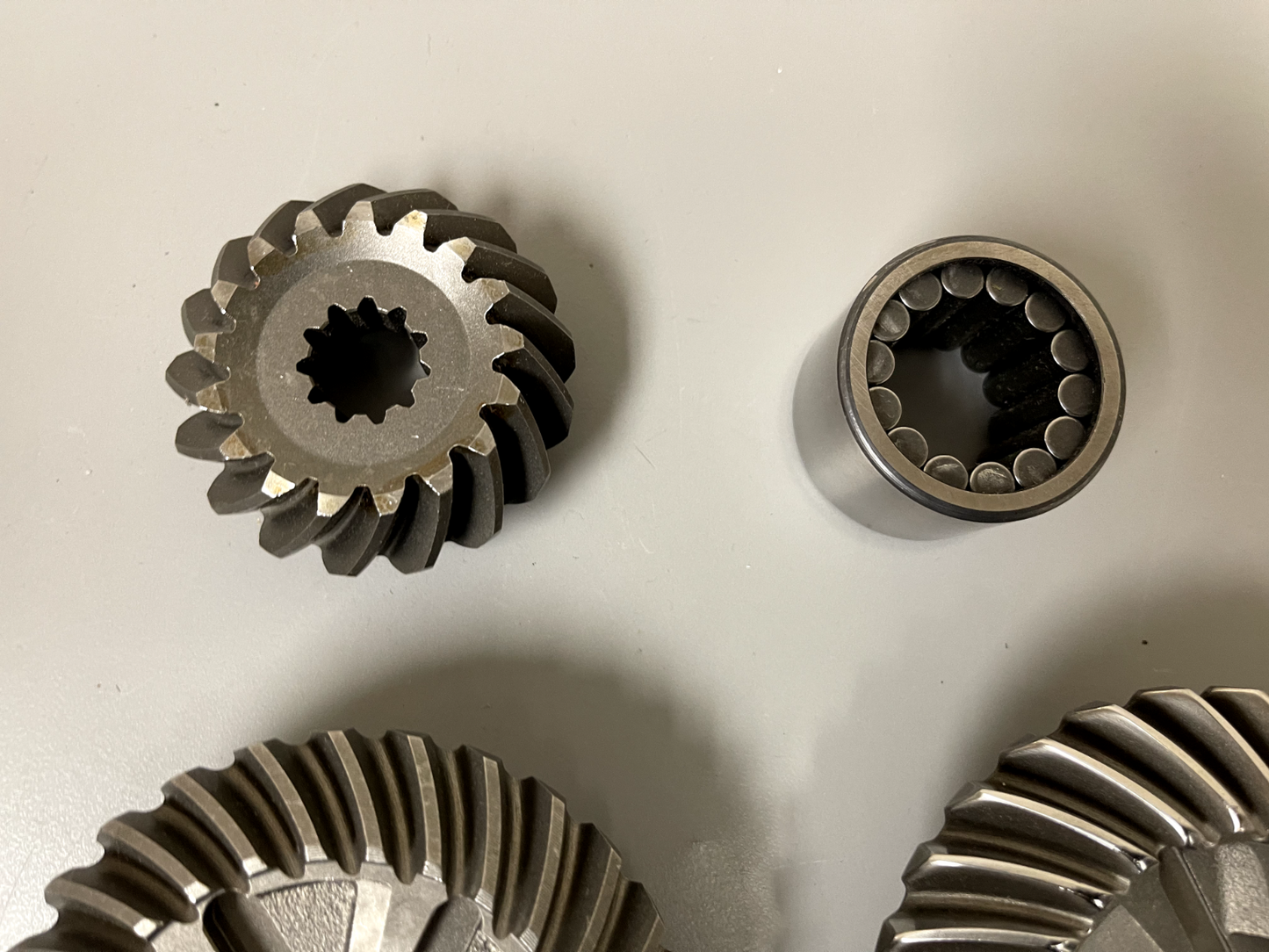 *NEW OEM* 0670 Mercury Mercruiser Sterndrive Outdrive Gear Set 43-96084A2