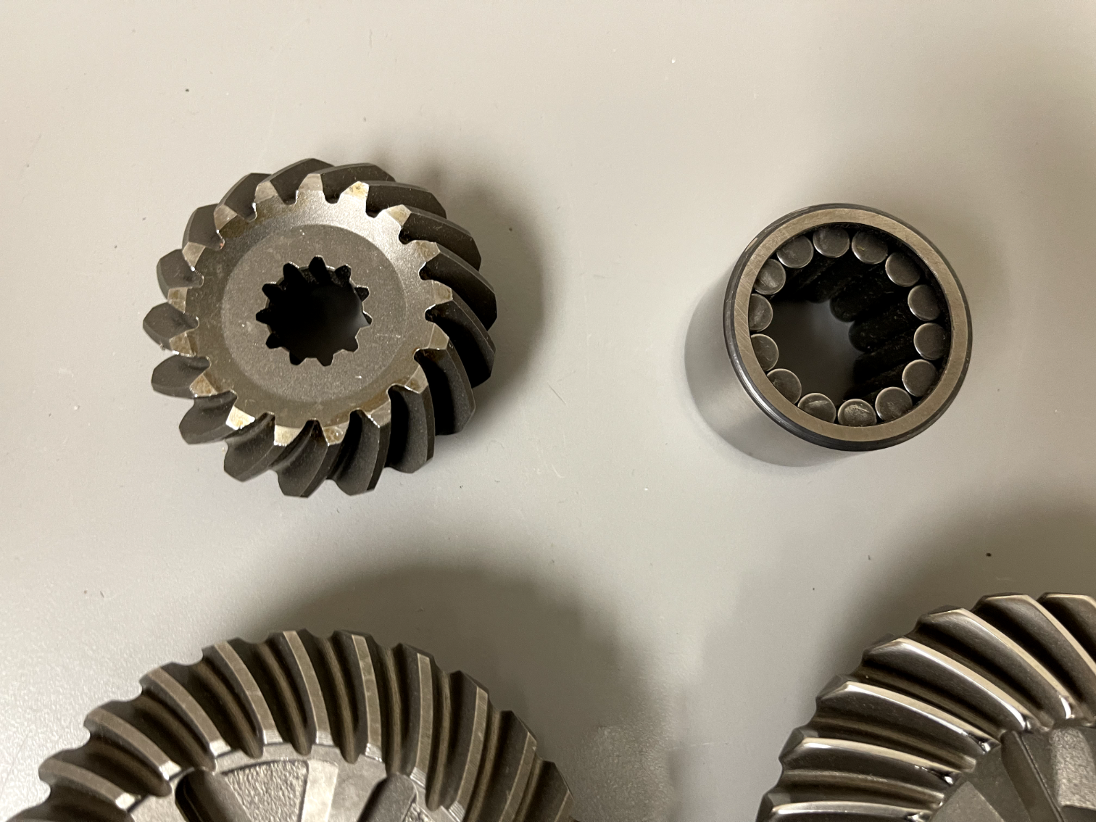 *NEW OEM* 0670 Mercury Mercruiser Sterndrive Outdrive Gear Set 43-96084A2