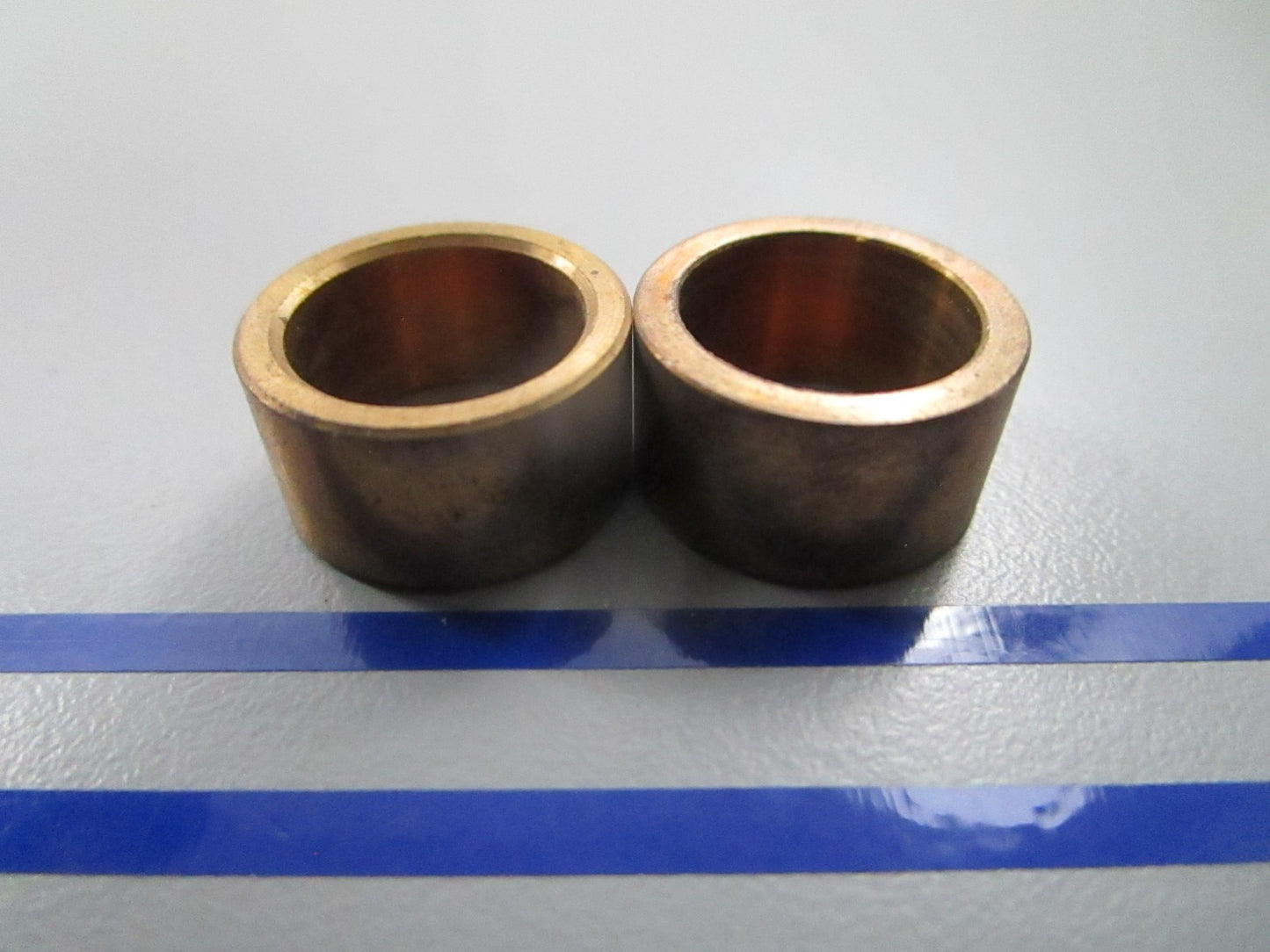 *NEW OEM* (LOT OF 2) 0810 OMC Johnson Evinrude Bushing 308883 0308883