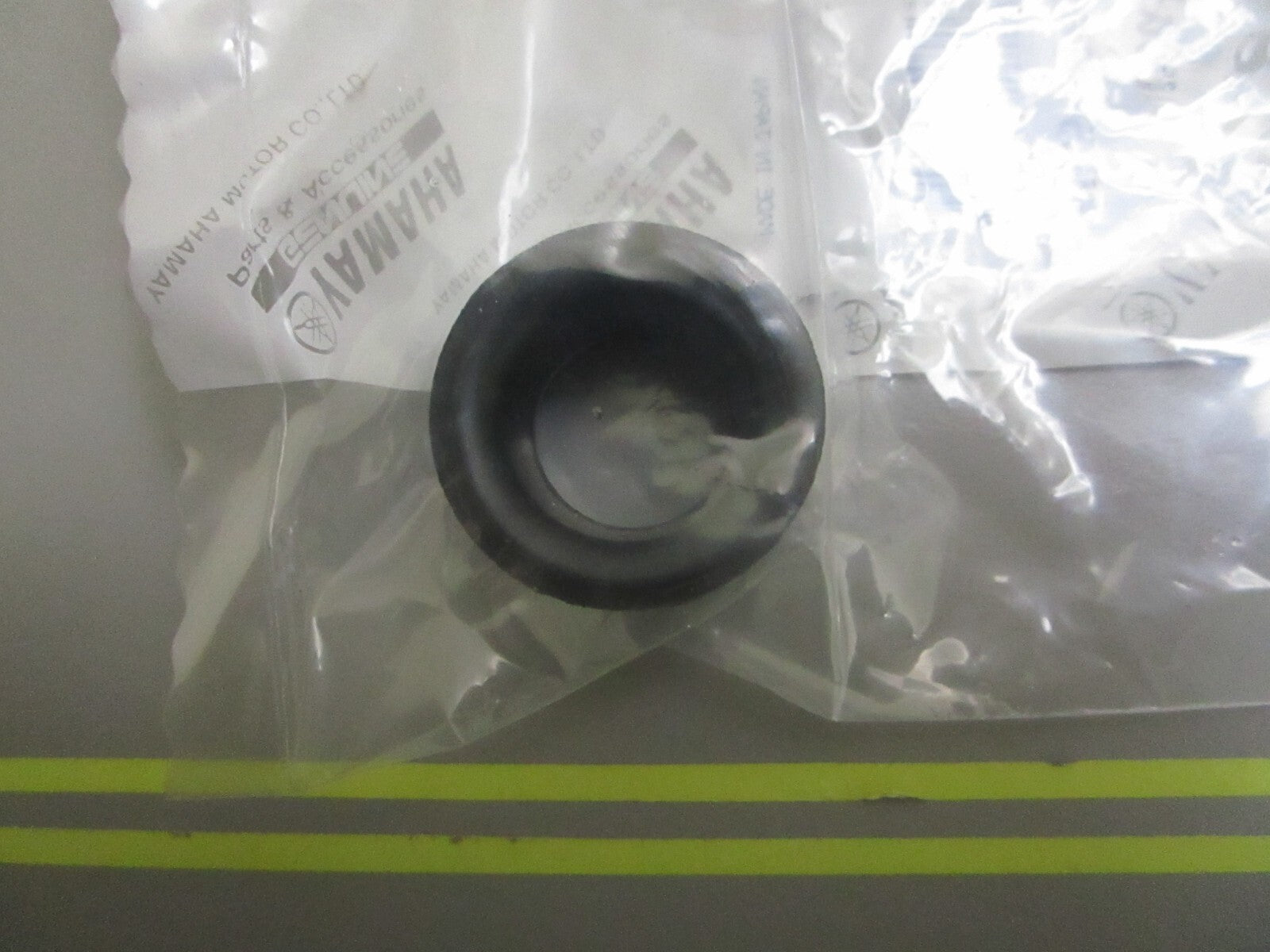 *NEW OEM* 0810 Yamaha Water Seal 6E5-44366-01-00