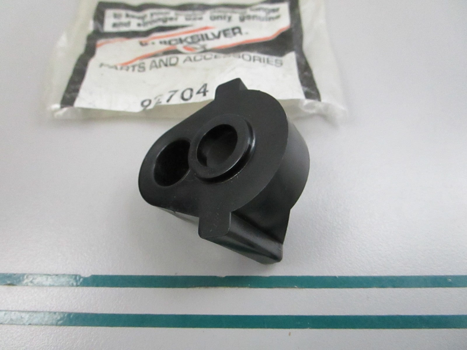 NEW OEM 92704 Mercury Quicksilver Push Rod Guide 0810