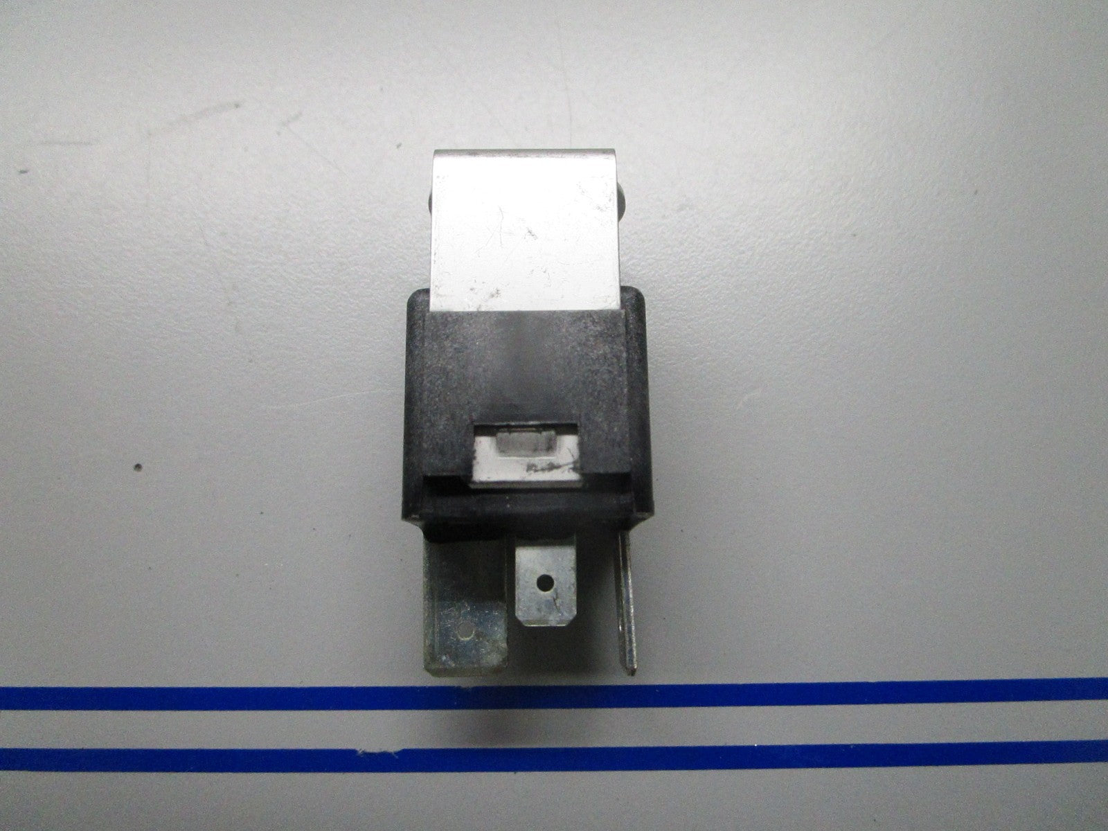 *NEW OEM* 0810 OMC Johnson Evinrude 70AMP Relay 586233 0586233