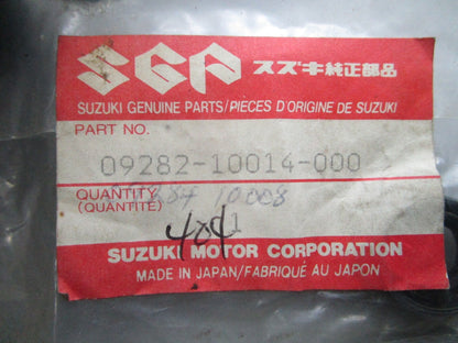 NEW OEM Suzuki 09282-10014-000 Oil Seal 0810