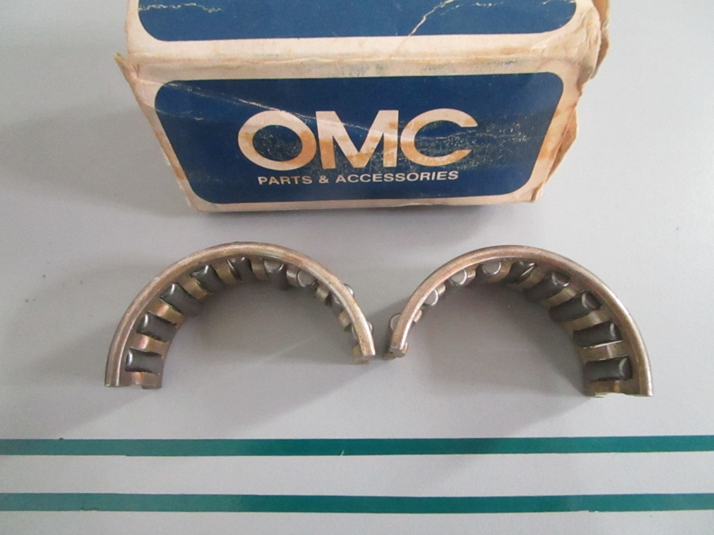 NEW OEM 387787 0387787 OMC Johnson Evinrude Rod Bearing Set 0820