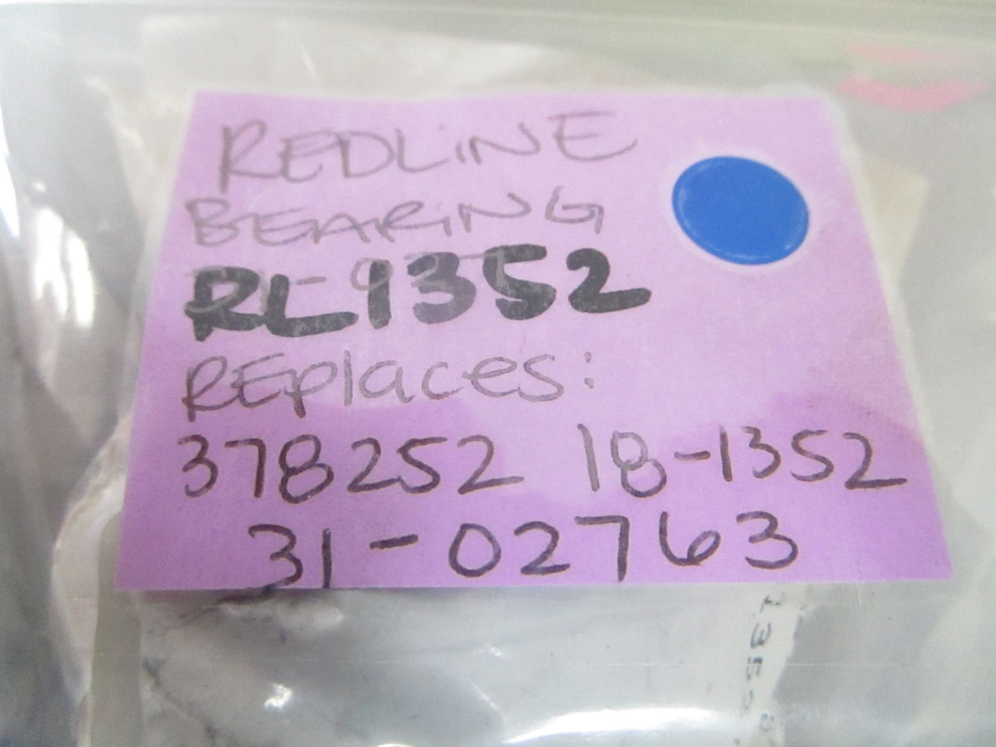 NEW RL1352 Replaces: 318252 18-1352 31-02763 Red Line Bearing  0810