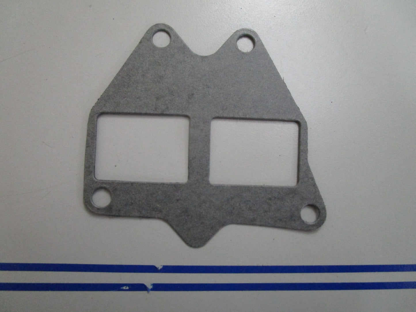 *NEW OEM* 0810 OMC Johnson Evinrude Gasket 332057 0332057