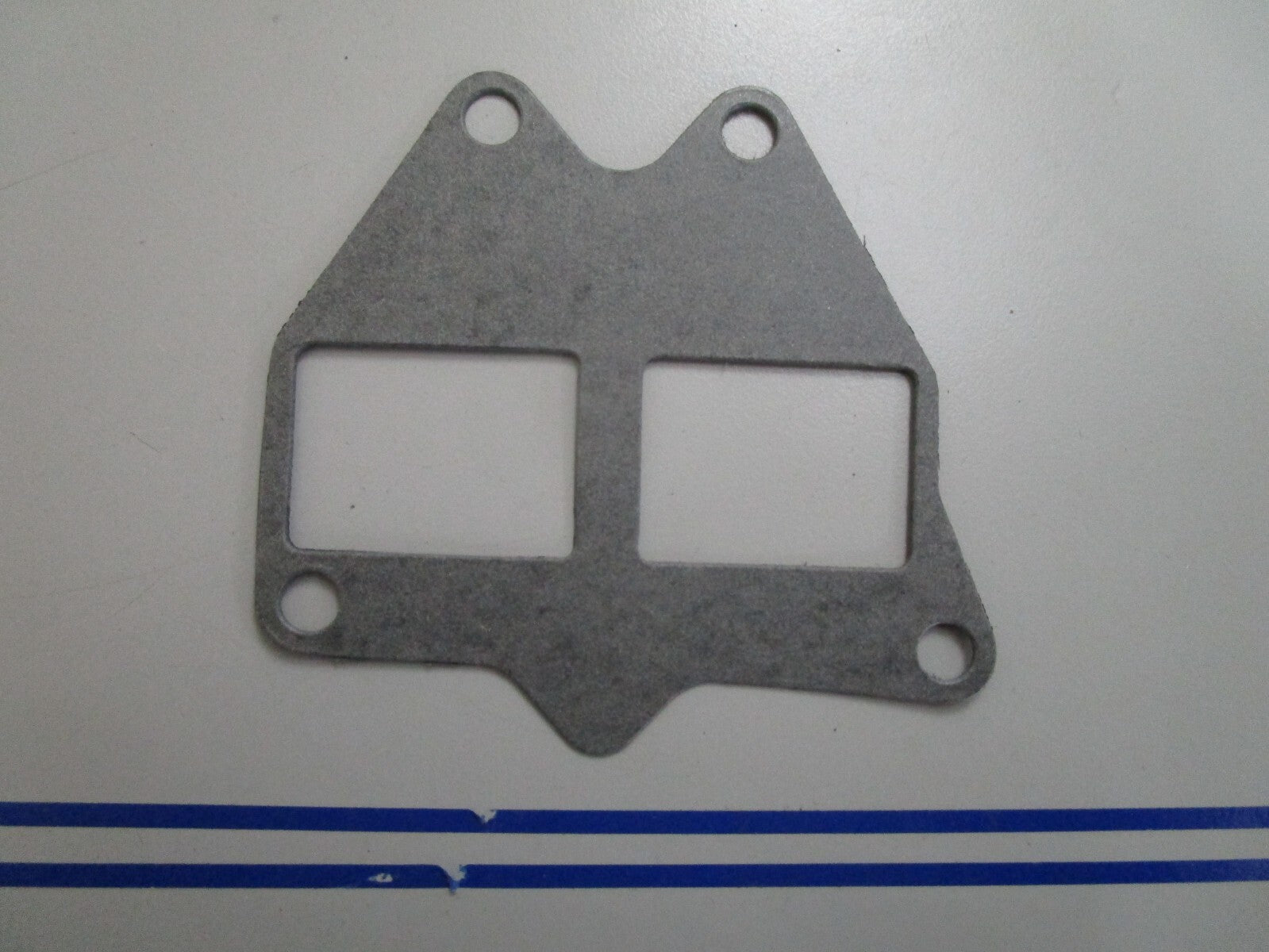 *NEW OEM* 0810 OMC Johnson Evinrude Gasket 332057 0332057