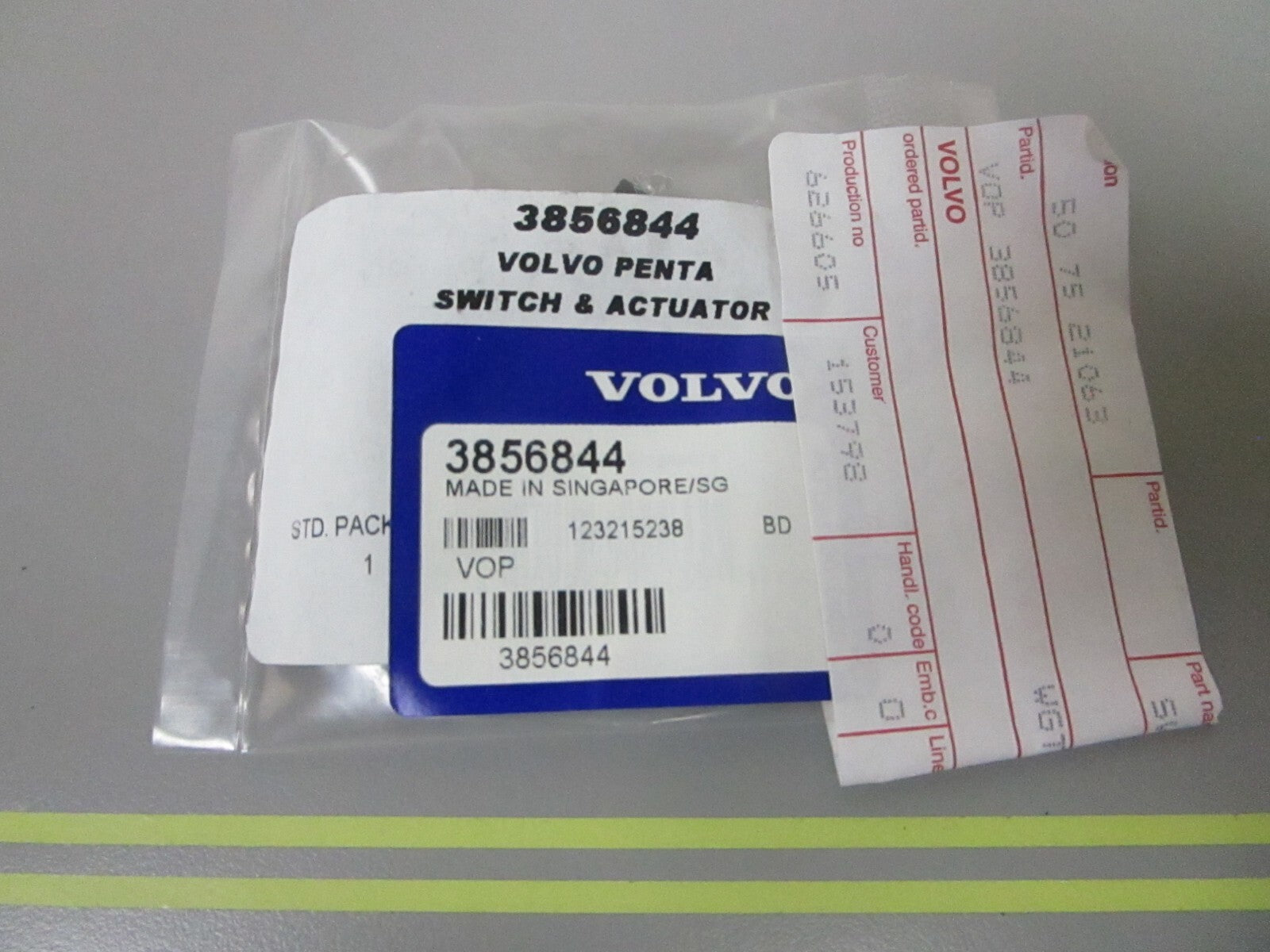 *NEW OEM* 0720 Volvo Penta Switch & Actuator Assembly 3856844