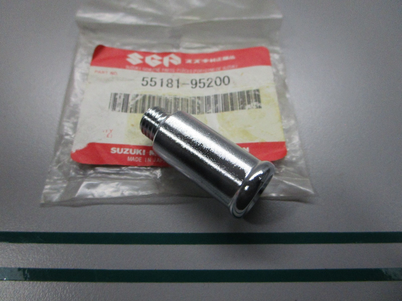 NEW OEM 55181-95200 Suzuki Flush Attachment 0810