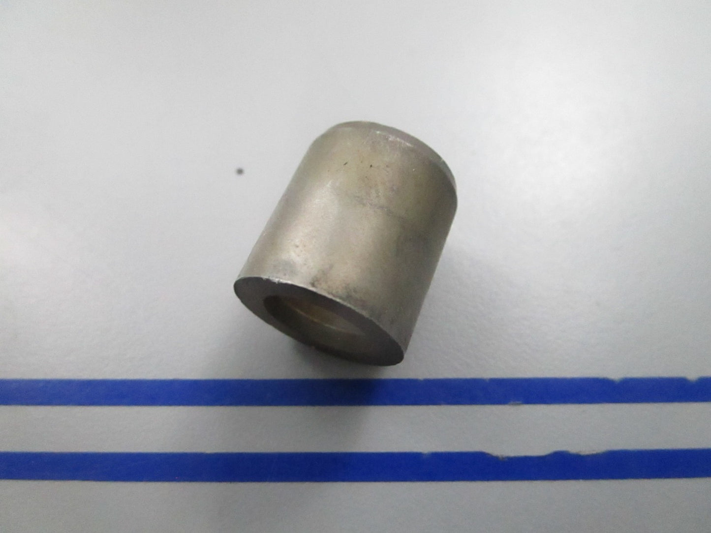 NEW OEM 312321 0312321 OMC Johnson Evinrude Sleeve 0810