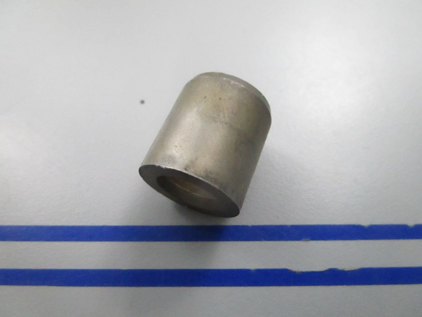 NEW OEM 312321 0312321 OMC Johnson Evinrude Sleeve 0810