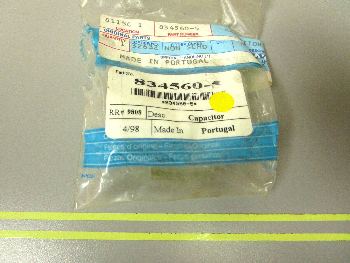 *NEW OEM* 0750 Volvo Penta CAPACITOR 834560-5