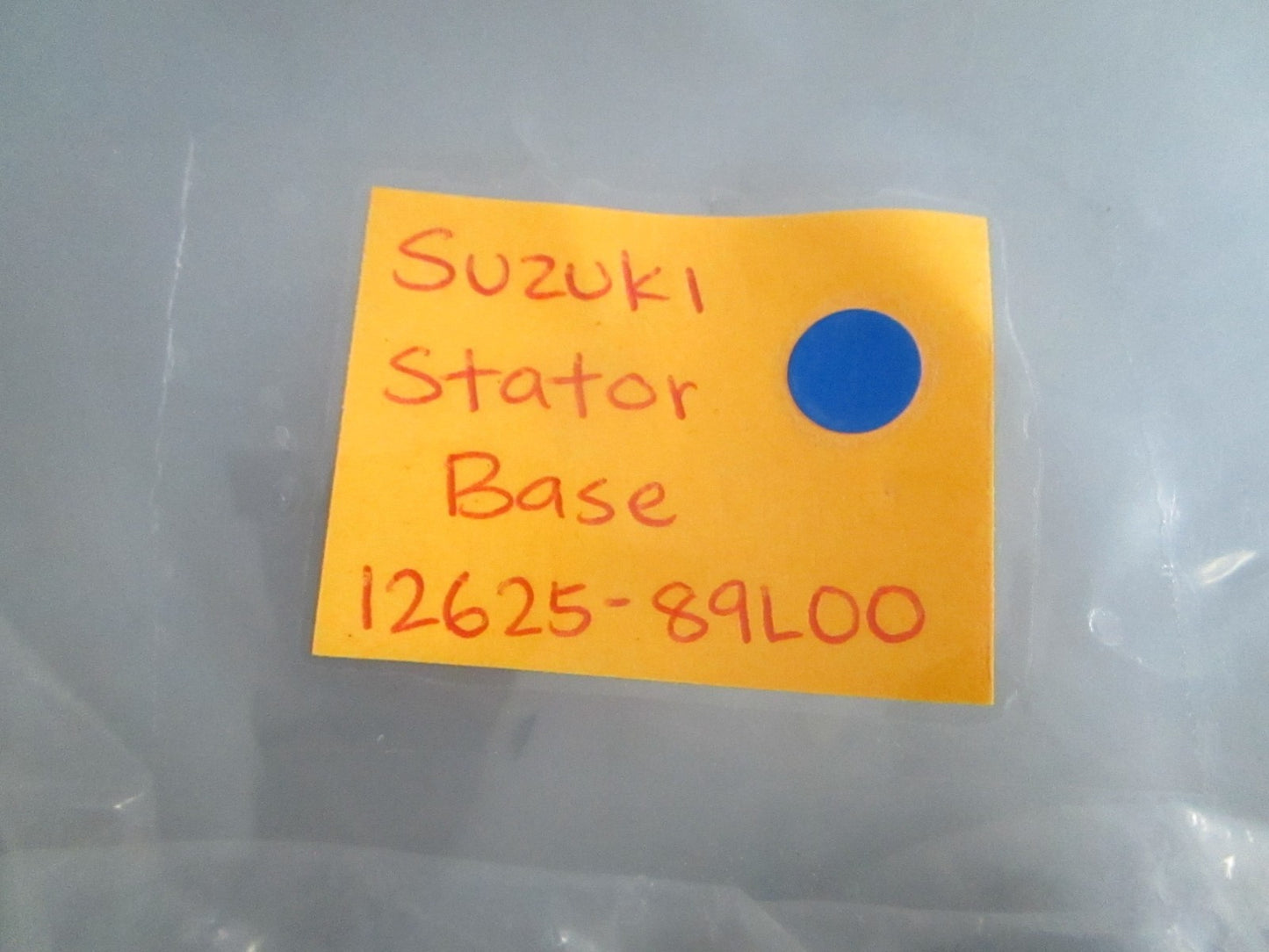*NEW OEM* 0820 Suzuki Stator Base 12625-89L00