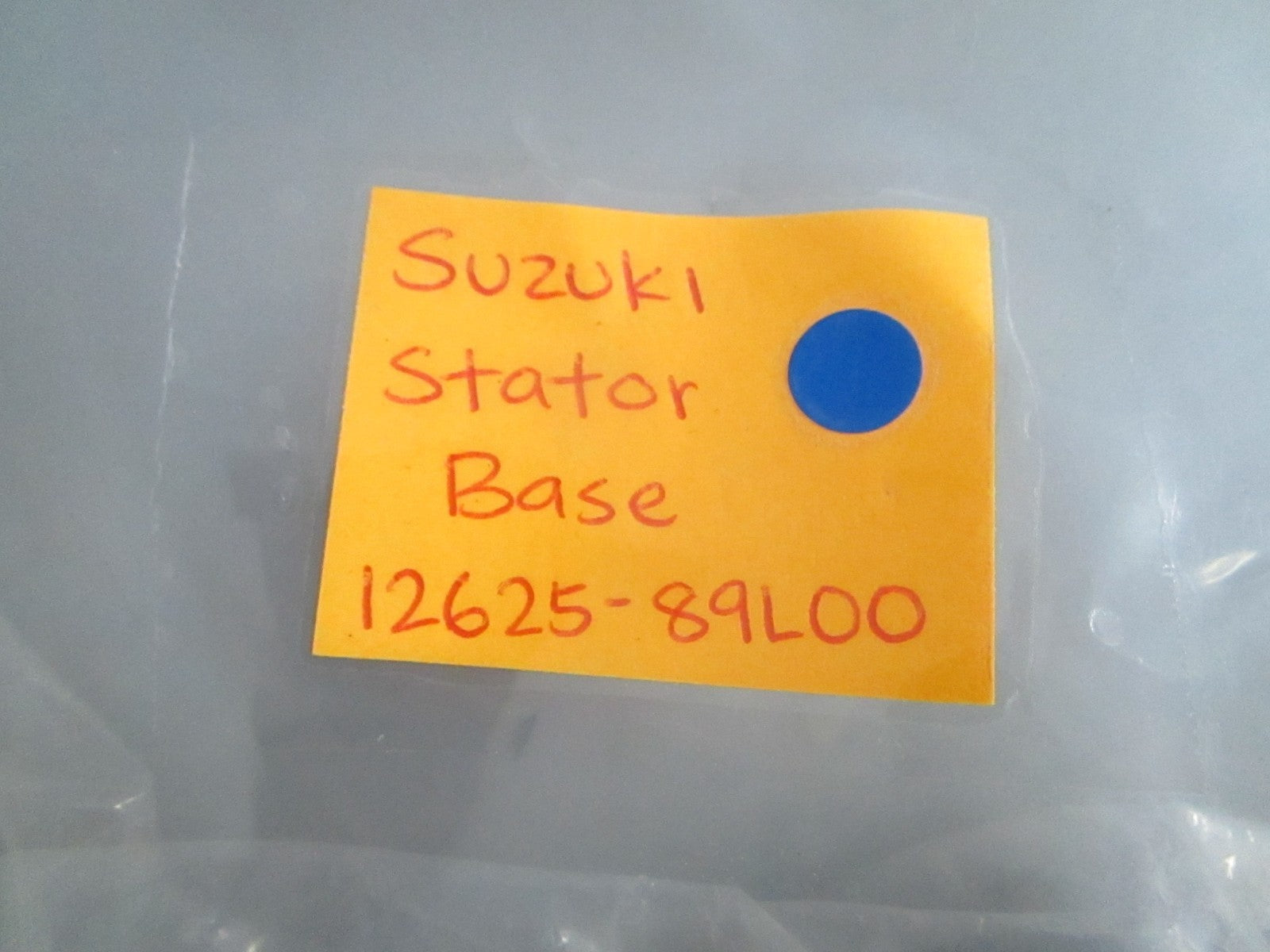*NEW OEM* 0820 Suzuki Stator Base 12625-89L00