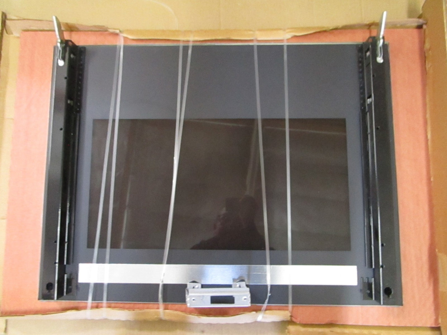 NEW OEM W11346915 Whirlpool Glass Door Assy 0820