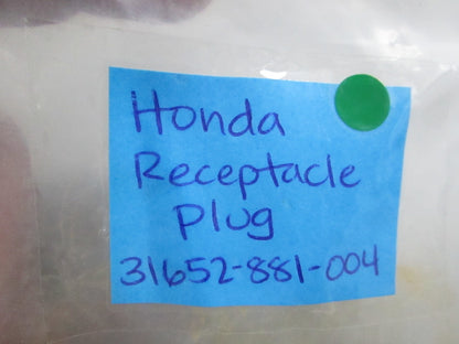NEW OEM 31652-881-004 Honda Receptacle Plug 0810