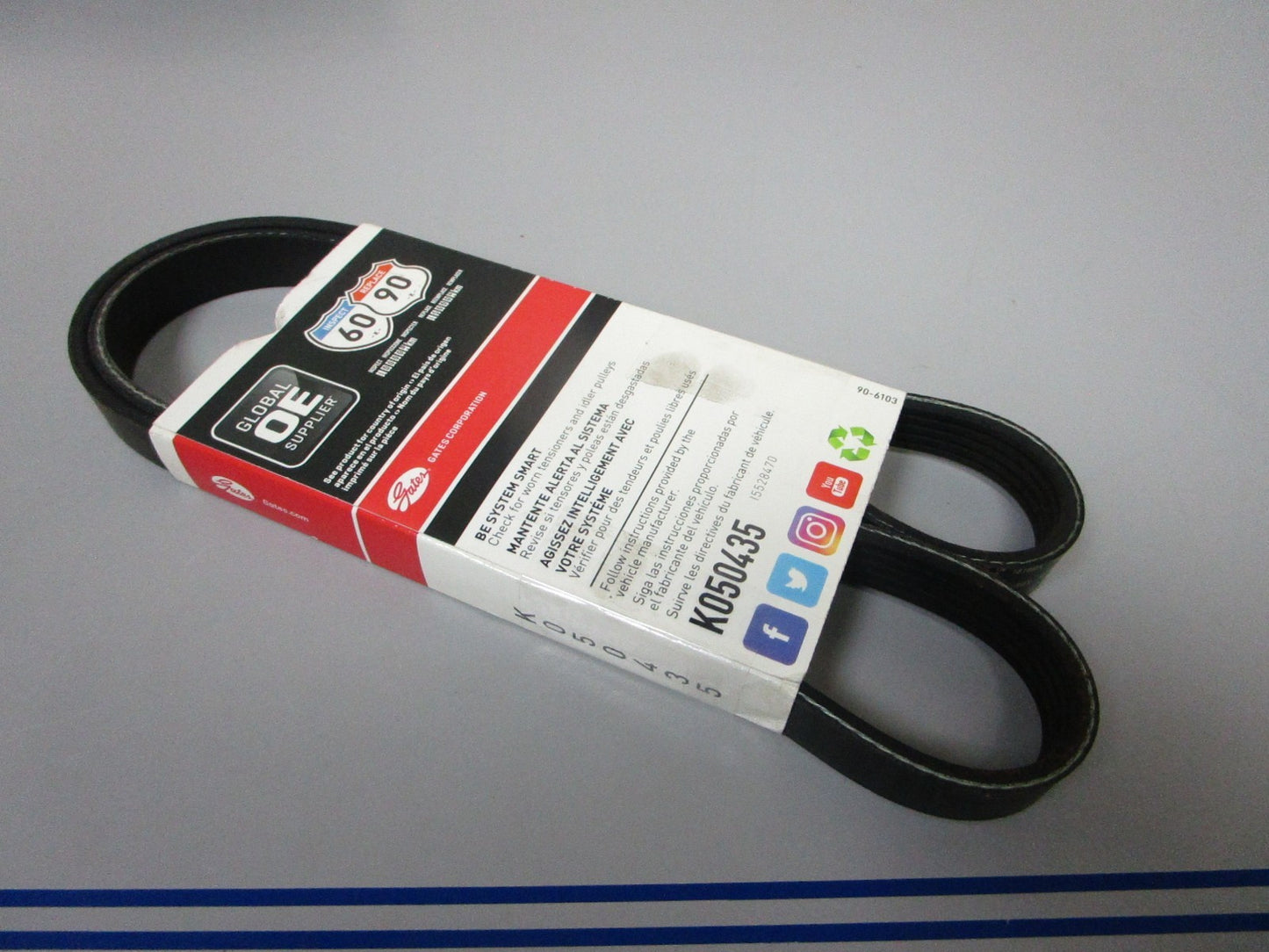 NEW K050435 Gates Micro-V 21/32" x 44 ⅛" Serpentine Belt 0720