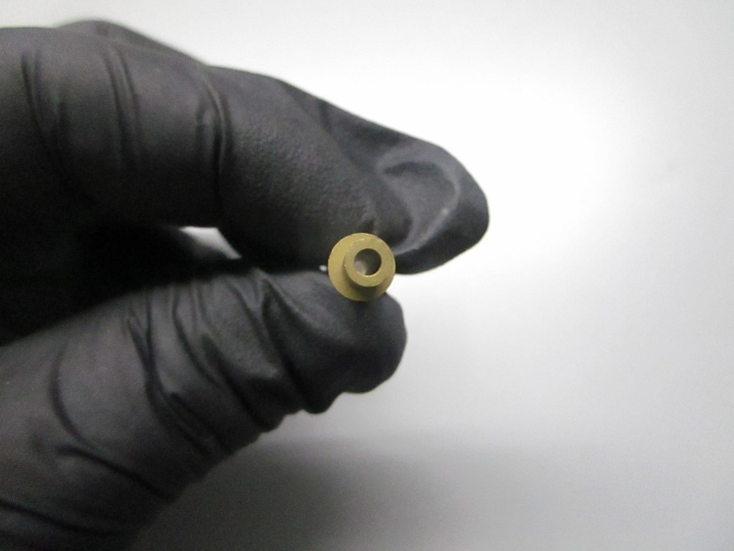 *NEW OEM* 0810 Suzuki Nozzle 13235-89E01