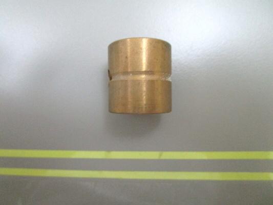 *NEW OEM* 0750 OMC Johnson Evinrude BUSHING 303997 0303997