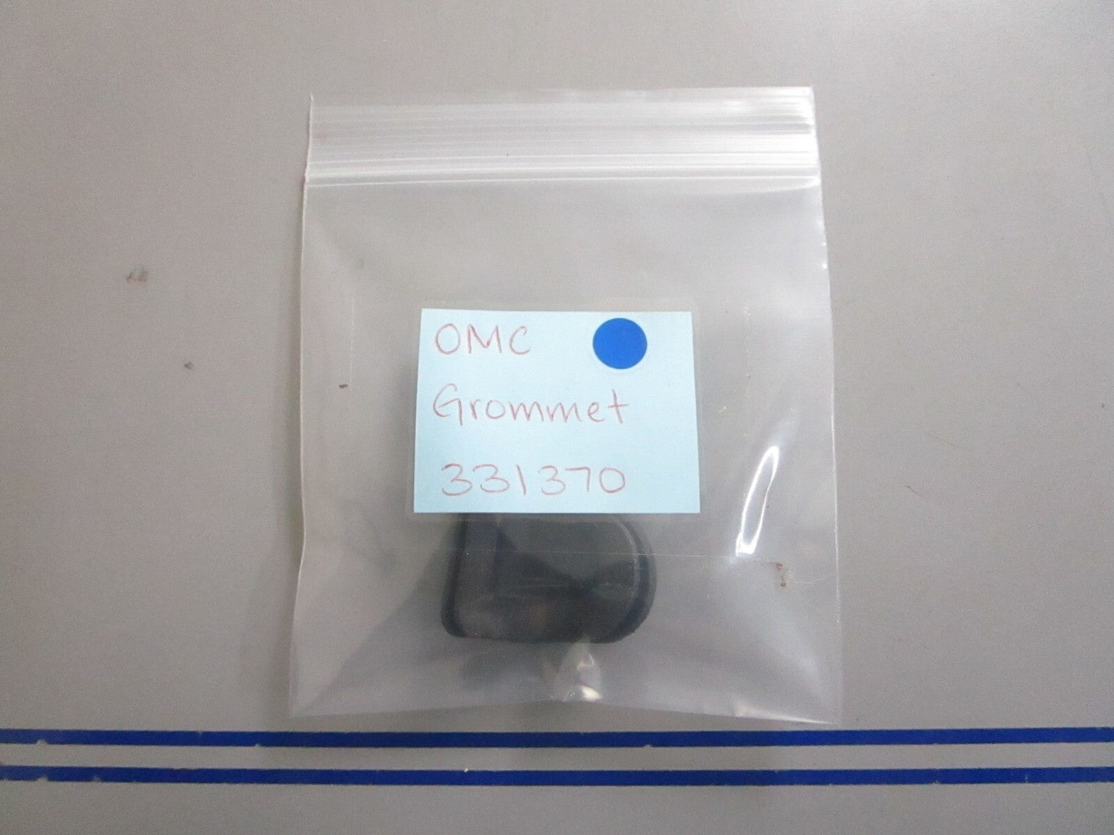 *NEW OEM* 0770 OMC Johnson Evinrude Grommet 331370 0331370